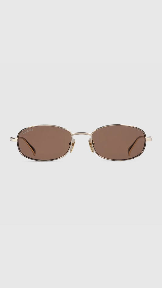 GUCCI Oval frame sunglasses